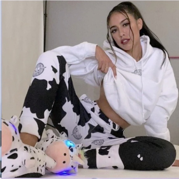 NEON COWBOY | Cow Jogger - Picture 2 of 5